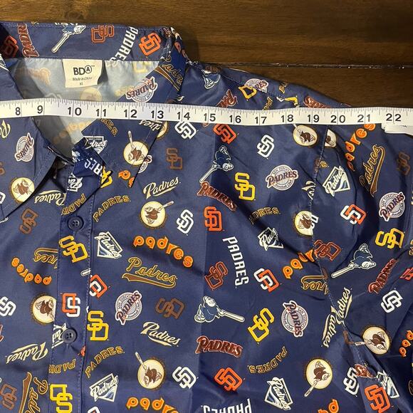 San Diego Padres Novelty Men Size XL Button Up Shirt Padres Southwest Used - Picture 4 of 6